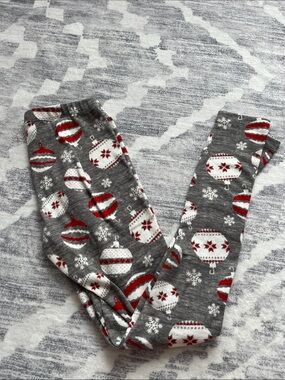 SO Gray Holiday Ornament Print Leggings